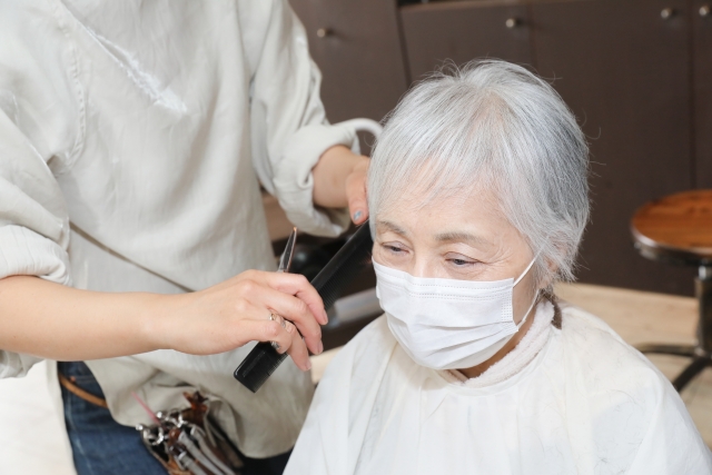 おしゃれと元気はつながっている? 介護美容がもたらす前向きな影響