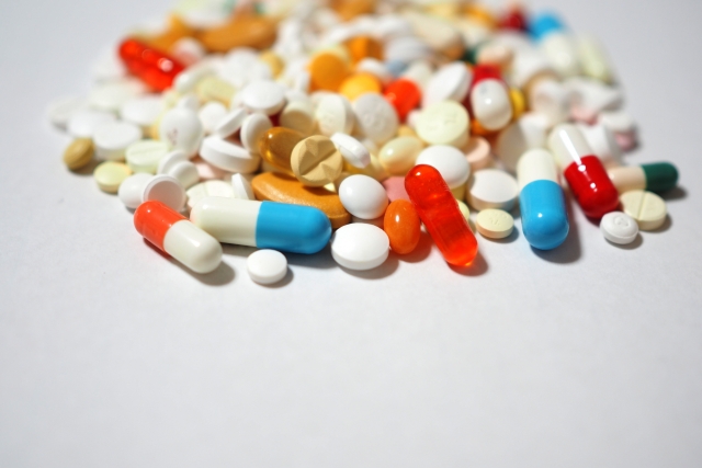 【ポリファーマシー】高齢者の薬が多すぎる？見直しのポイント